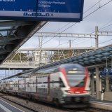 La ligne R1 du RER Vaud circulera désormais avec des rames à deux étages entre Grandson et Bex (archives). KEYSTONE/VALENTIN FLAURAUD